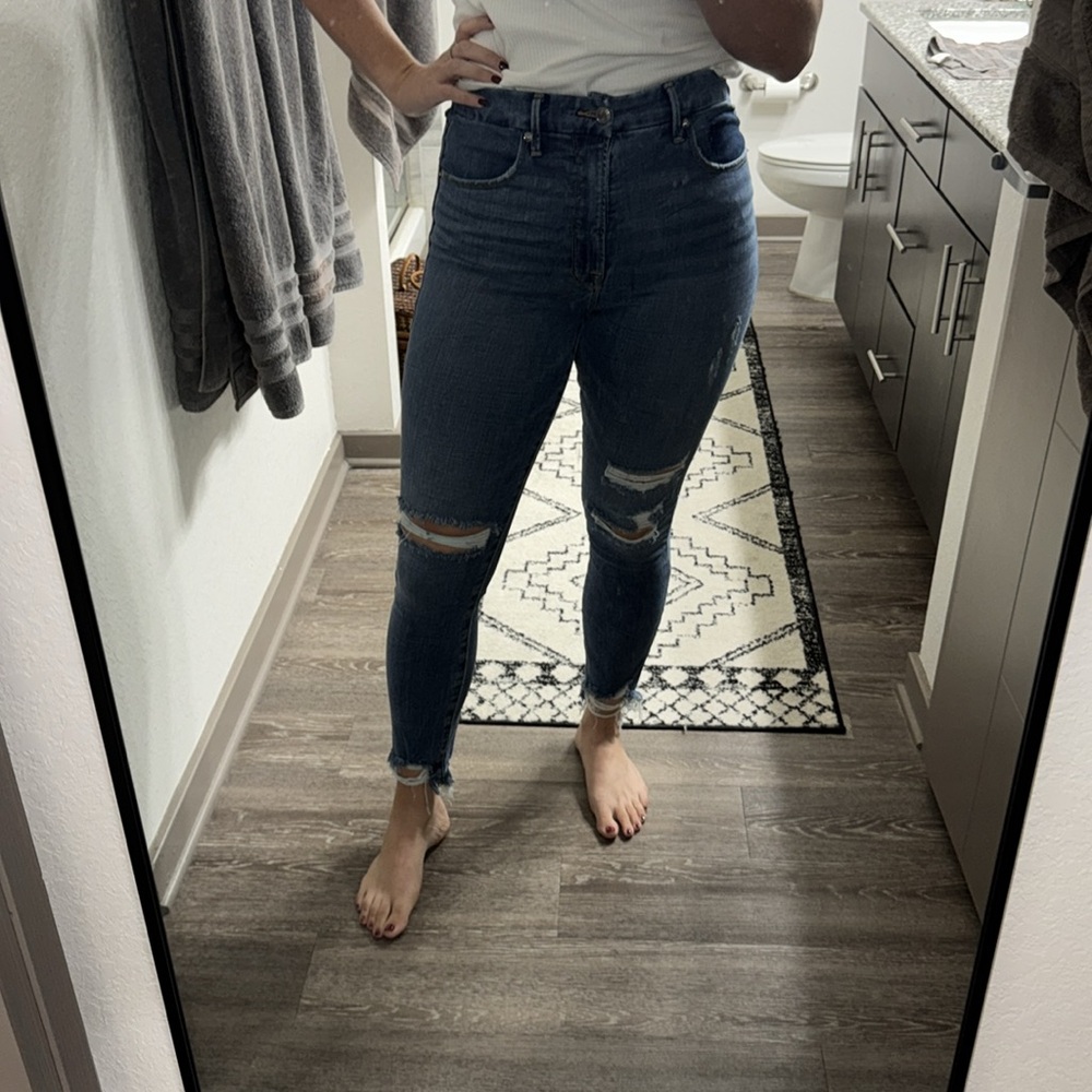 Good American Skinny Jeans - Picture 2 of 8